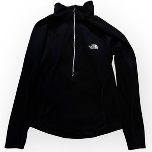 The North Face 1/2 zip pullover flash dry size small